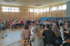 received_2204383846445349